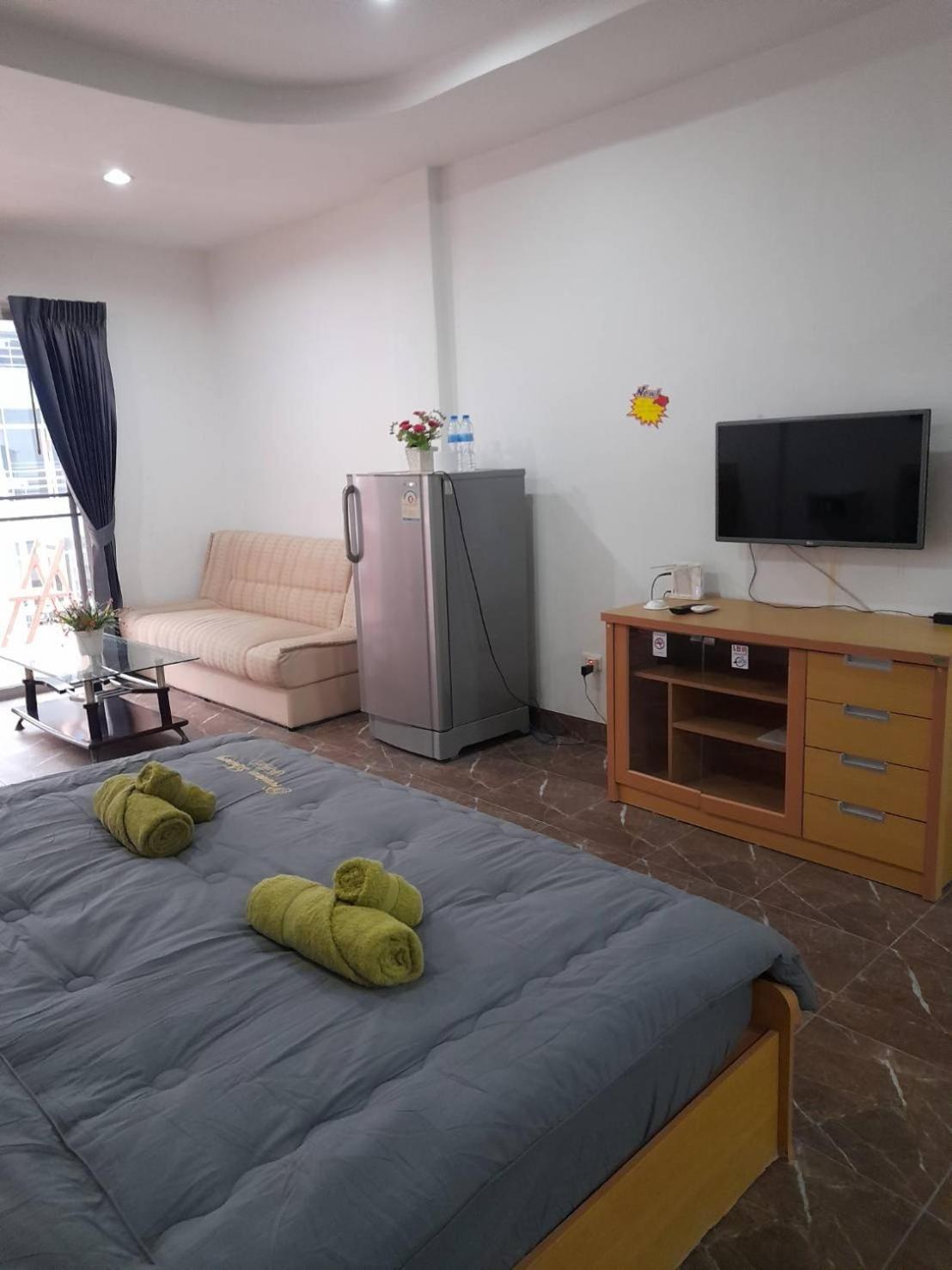 White House By Sorot ตึกขาวโดยโสรฬ Apartman Csomtien-part Kültér fotó